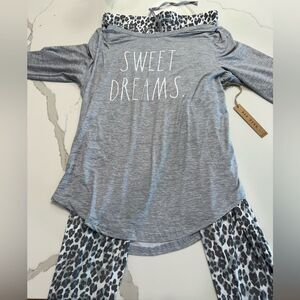 Rae Dunn ultra soft pajama set; size M, NWT